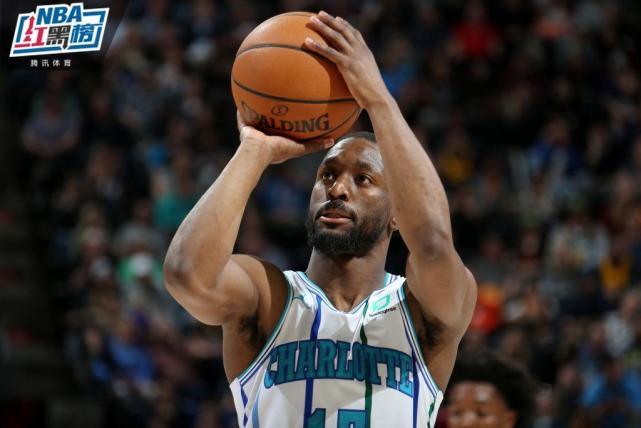 场比赛中展 场比赛中展