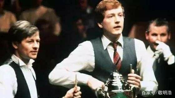 胜利就在眼 胜利就在眼