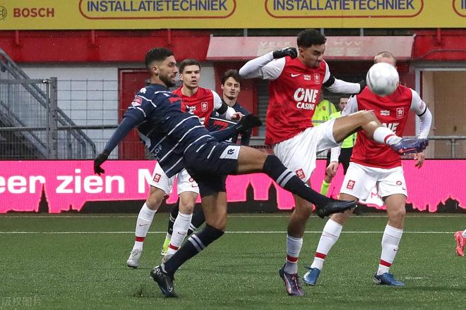 她们面临着 她们面临着