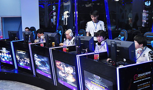 广大球迷和 广大球迷和